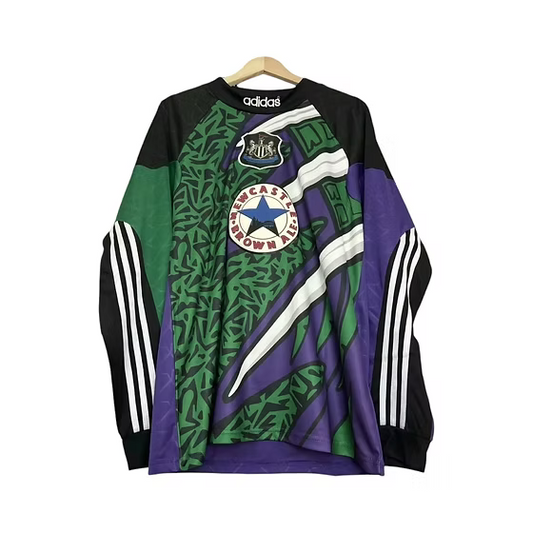 Retro Newcastle GK Shirt 1995/1996 - Retro Shirt Stories
