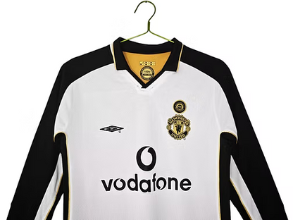 Retro Manchester United LS Away Shirt 2001/2002 - Retro Shirt Stories