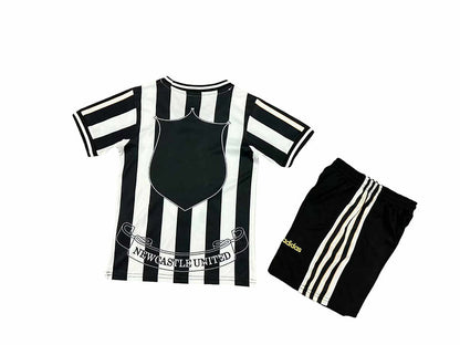Retro Newcastle Home Kids Kit 1997/1999 - Retro Shirt Stories