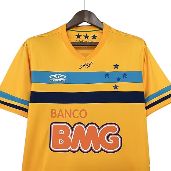 Retro Cruzeiro GK Shirt 2014/2015 - Retro Shirt Stories