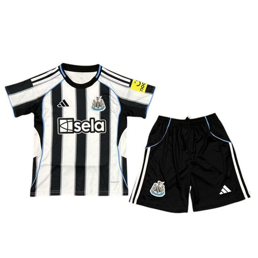 Newcastle Home Kids Kit 2025/2026 - Retro Shirt Stories