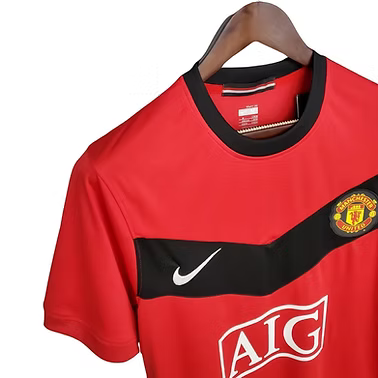 Retro Manchester United Home Shirt 2009/2010 - Retro Shirt Stories
