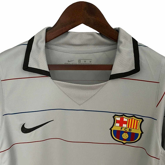 Retro Barcelona Away Shirt 2004/2005 - Retro Shirt Stories