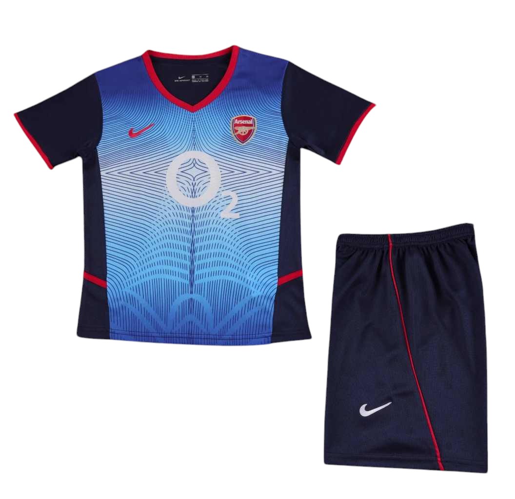 Retro Arsenal Away Kids Kit 2002/2004 - Retro Shirt Stories
