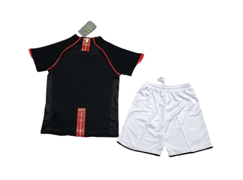 Retro Manchester United Away Kids Kit 2007/2008 - Retro Shirt Stories