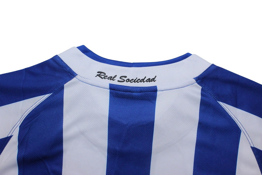 Retro Real Sociedad Home Shirt 2000/2002 - Retro Shirt Stories