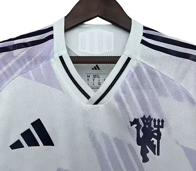 Manchester United Away Shirt 2025/2026 - Retro Shirt Stories