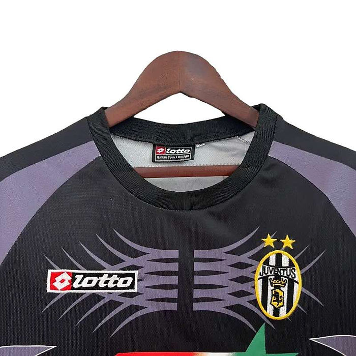 Retro Juventus GK Shirt 2001/2002 - Retro Shirt Stories
