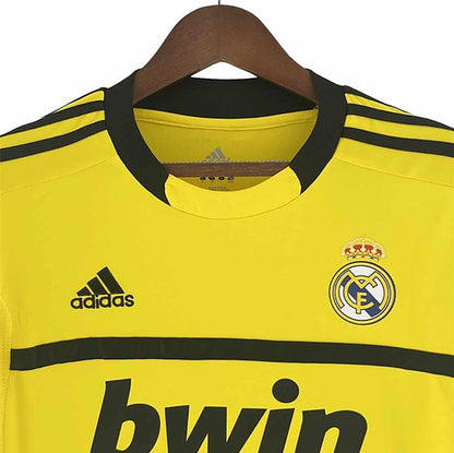 Retro Real Madrid GK Shirt 2011/2012 - Time Warp Kits