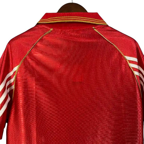 Retro Benfica Home Shirt 1998/1999 - Retro Shirt Stories