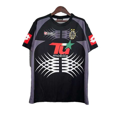 Retro Juventus GK Shirt 2001/2002 - Retro Shirt Stories