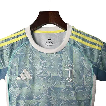 Juventus Away Kids Kit 2025/2026 - Retro Shirt Stories