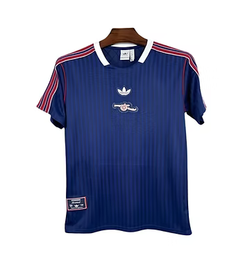 Arsenal Icon Shirt - Retro Shirt Stories