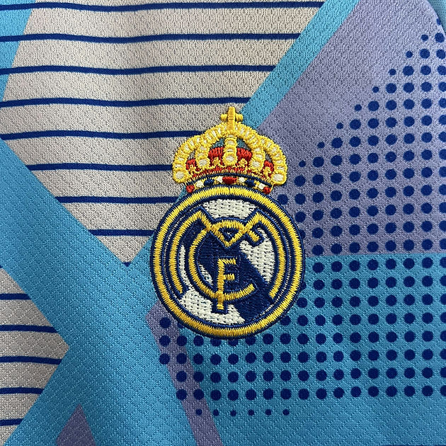 Real Madrid GK Kids Kit 2024/2025 - Retro Shirt Stories