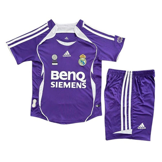 Retro Real Madrid Away Kids Kit 2006/2007 - Retro Shirt Stories