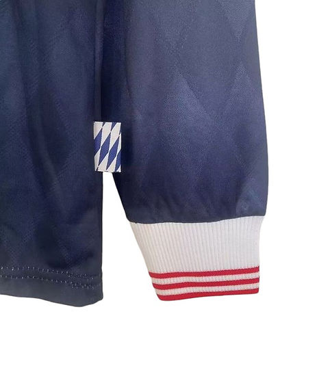 Retro Bayern Munich LS Away Shirt 1997/99 - Retro Shirt Stories