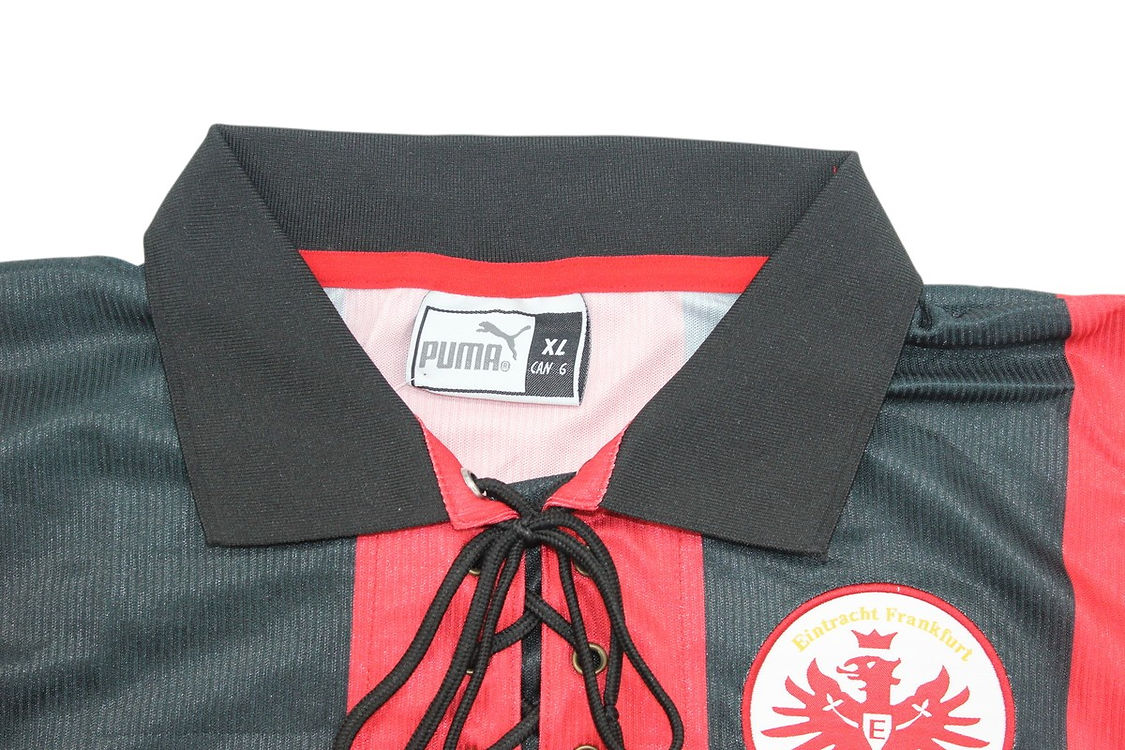 Retro Frankfurt Home Shirt 1999/2000 - Retro Shirt Stories