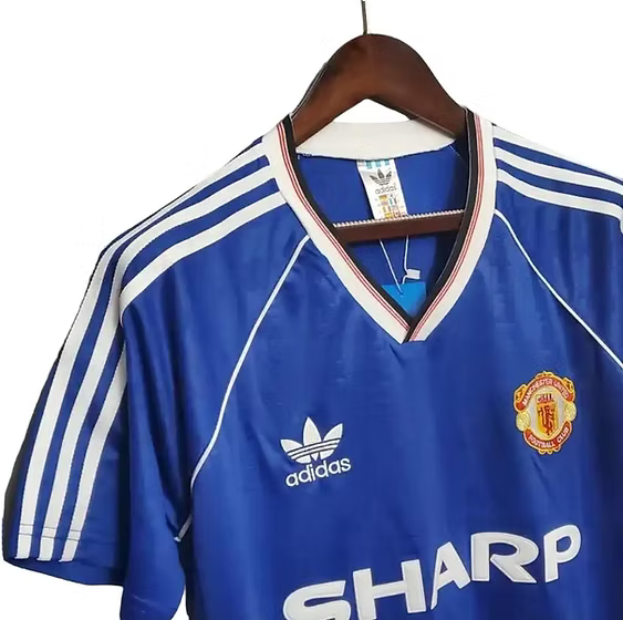 Retro Manchester United Away Shirt 1988/1990 - Retro Shirt Stories