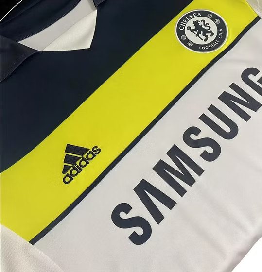 Retro Chelsea Away Shirt 2011/2012 - Time Warp Kits