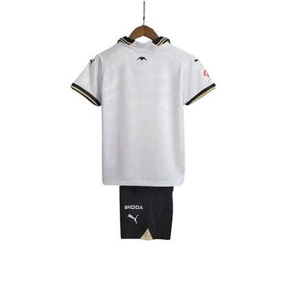 Valencia Home Kids Kit 2023/2024 - Retro Shirt Stories