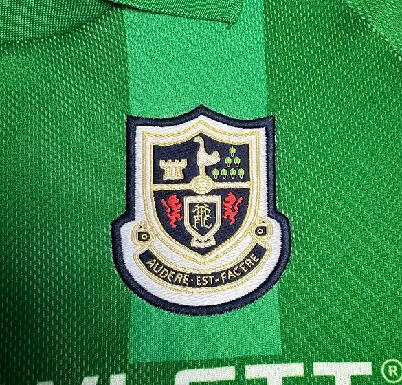 Retro Tottenham GK Shirt 1997/1999 - Retro Shirt Stories