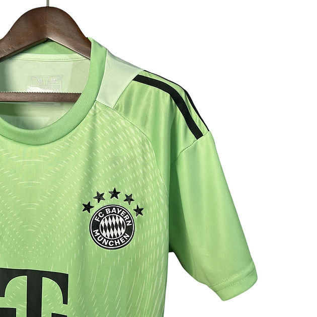 Bayern Munich GK Shirt 2025/2026 - Retro Shirt Stories