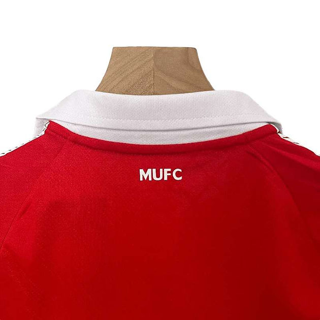 Retro Manchester United Home Kids Kit 2010-2011 - Retro Shirt Stories