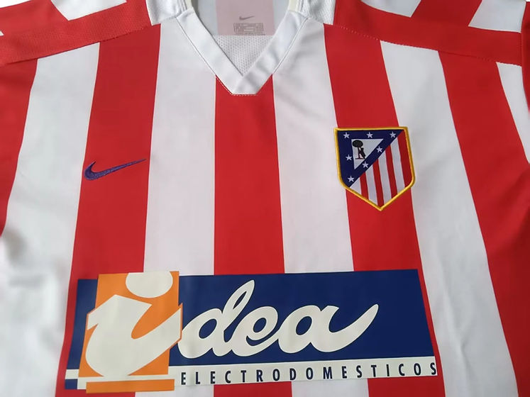 Retro Atlético Madrid Home Shirt 2002/2003 - Retro Shirt Stories