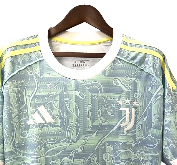 Juventus Away Shirt 2025/2026 - Retro Shirt Stories