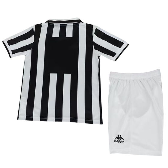 Retro Juventus Home Kids Kit 1995/1996 - Retro Shirt Stories
