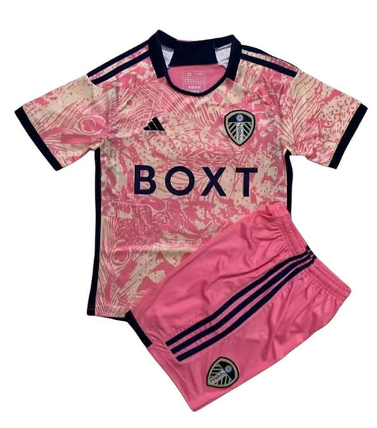 Leeds 3rd Kids Kit 2023/2024 - Retro Shirt Stories