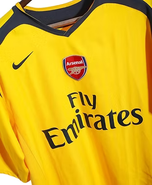 Retro Arsenal Away Shirt 2006/2007 - Time Warp Kits