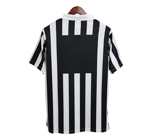 Retro Juventus Home Shirt 1992/1994 - Retro Shirt Stories
