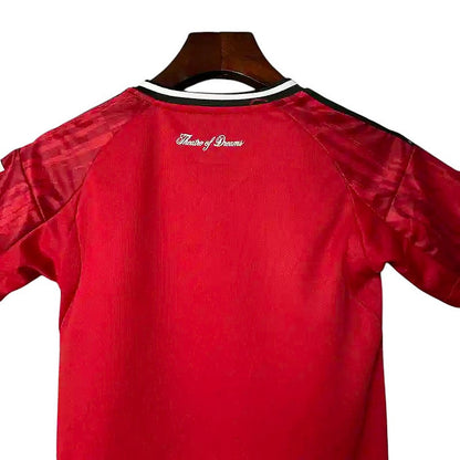 Manchester United Home Kids Kit 2025/2026 - Retro Shirt Stories