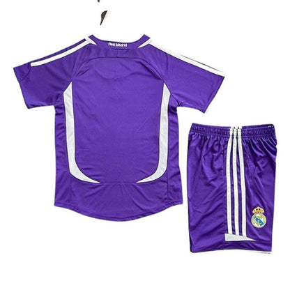 Retro Real Madrid Away Kids Kit 2006/2007 - Retro Shirt Stories