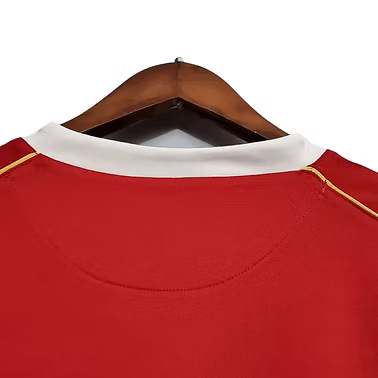 Retro Manchester United LS Home Shirt 2006/2007 - Retro Shirt Stories