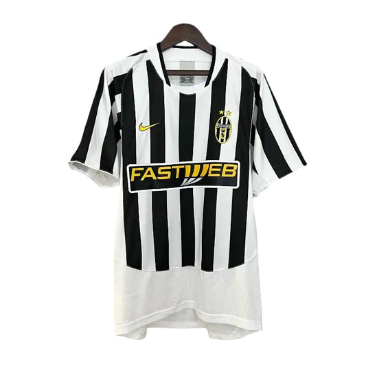 Retro Juventus Home Shirt 2003/2004 - Retro Shirt Stories
