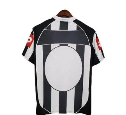 Retro Juventus Home Shirt 2002/2003 - Retro Shirt Stories