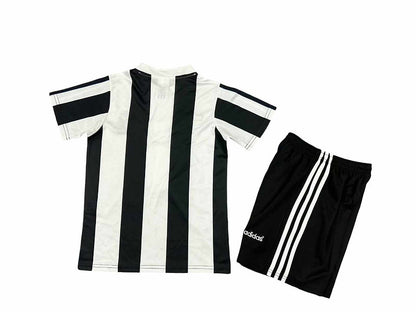 Retro Newcastle Home Kids Kit 1995/1997 - Retro Shirt Stories