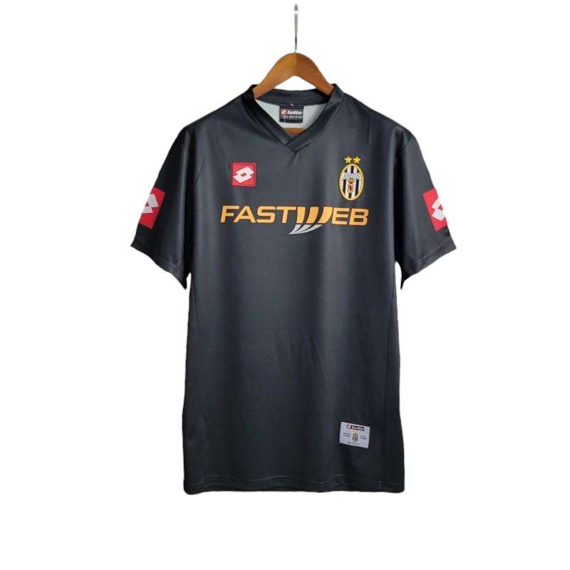 Retro Juventus Away Shirt 2001/2002 - Retro Shirt Stories