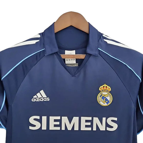 Retro Real Madrid Away Shirt 2005/2006 - Time Warp Kits