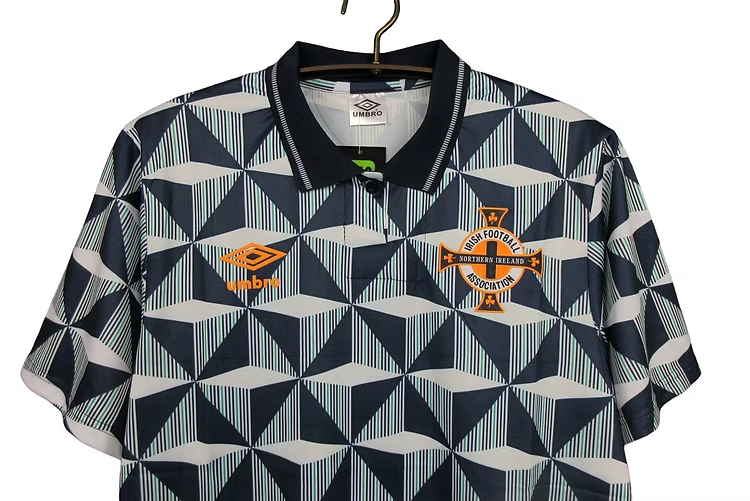Retro Northern Ireland Away Shirt 1990/1993 - Retro Shirt Stories