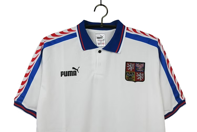 Retro Czech Republic Away Shirt 1996 - Retro Shirt Stories
