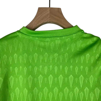 Manchester United GK Kids Kit 2023/2024 - Retro Shirt Stories